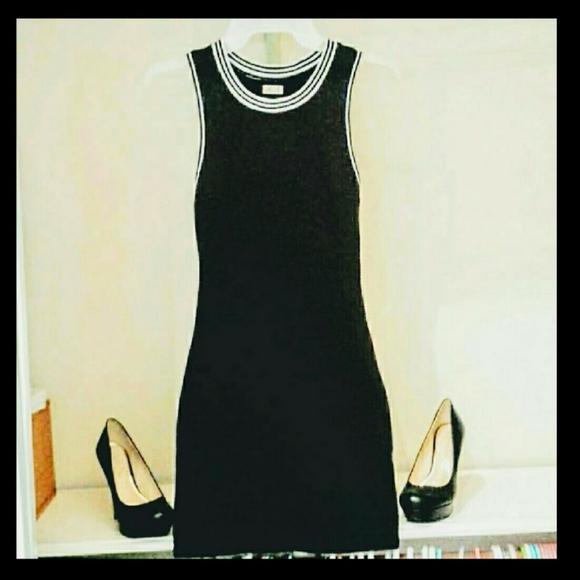 Hollister dress - Picture 2 of 9